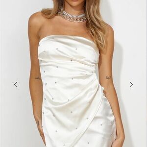 Elegant Champagne Strapless Dress